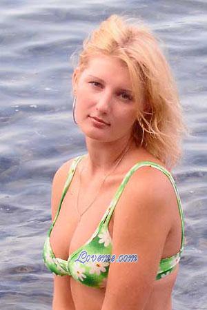 69693 - Ekaterina Edad: 27 - Rusia