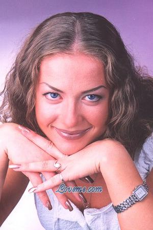 70202 - Elena Edad: 35 - Rusia