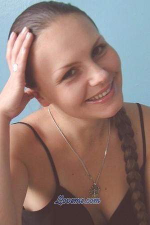 70205 - Ekaterina Edad: 32 - Rusia