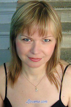 70215 - Irina Edad: 47 - Rusia