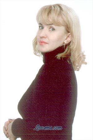 70320 - Elena Edad: 48 - Rusia