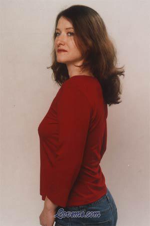 70329 - Ludmila Edad: 44 - Rusia