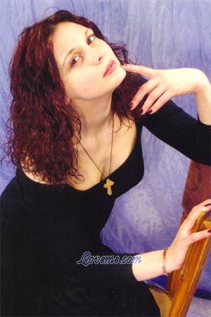 70848 - Irina Edad: 34 - Rusia