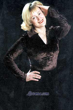71222 - Elena Edad: 44 - Rusia