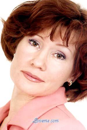 72130 - Lena Edad: 51 - Rusia