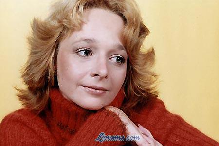 72306 - Elena Edad: 40 - Rusia