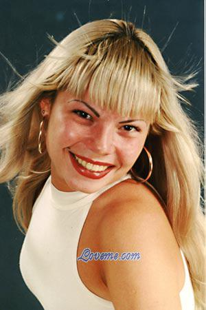 73053 - Natalia Edad: 34 - Rusia