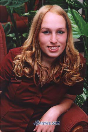 73088 - Natalia Edad: 33 - Rusia