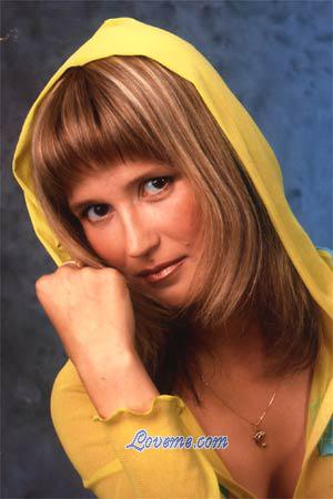 73907 - Ekaterina Edad: 37 - Rusia