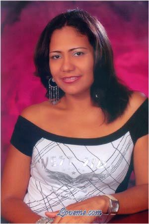 73925 - Jenny Edad: 40 - Colombia