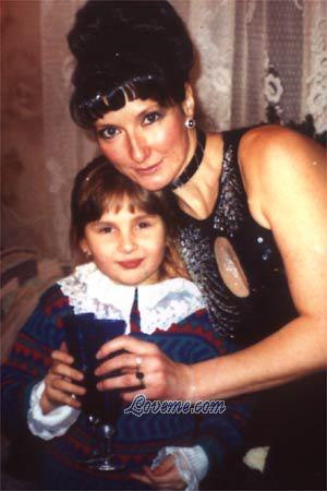 75235 - Irina Edad: 50 - Rusia