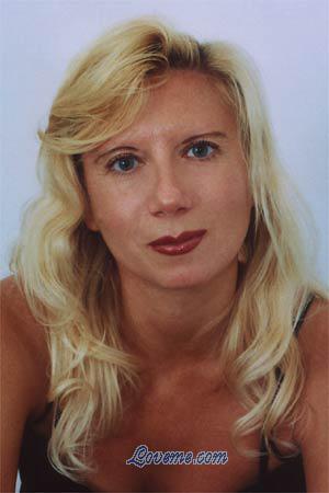 75779 - Irina Edad: 45 - Rusia