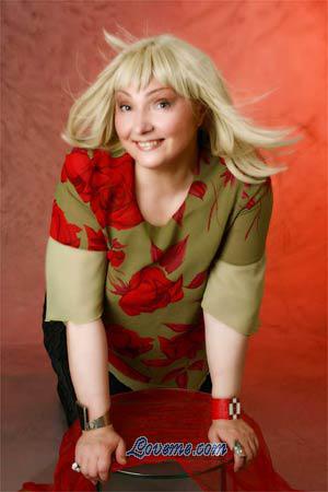 75786 - Olga Edad: 48 - Rusia