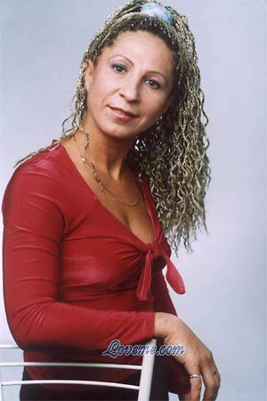 76210 - Olga Edad: 51 - Rusia