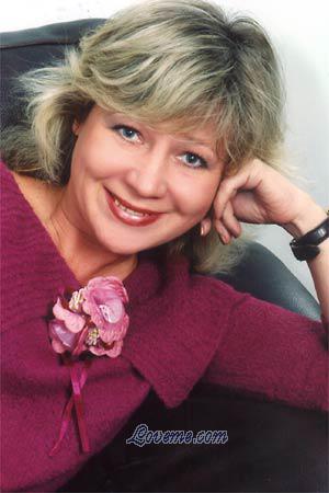 76317 - Irina Edad: 48 - Rusia