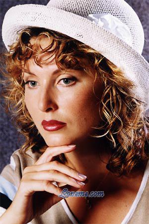 77198 - Elena Edad: 38 - Rusia