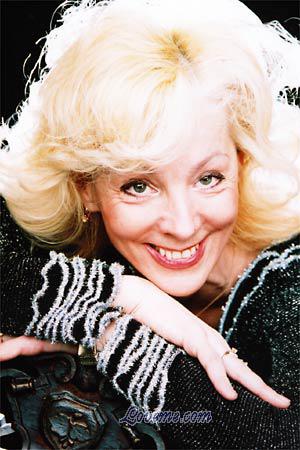 79048 - Ludmila Edad: 56 - Rusia