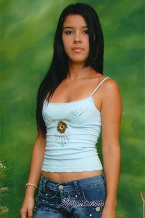 81557 - Angela Edad: 24 - Colombia