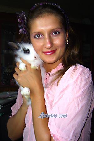 82054 - Anna Edad: 25 - Ucrania