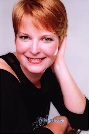 82179 - Irina Edad: 35 - Rusia