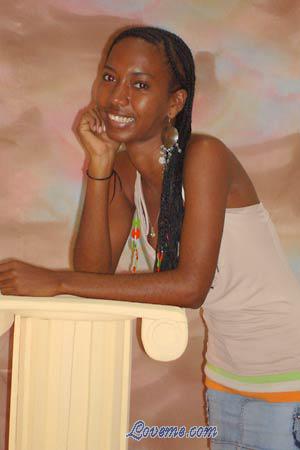 84295 - Leilin Edad: 28 - Colombia