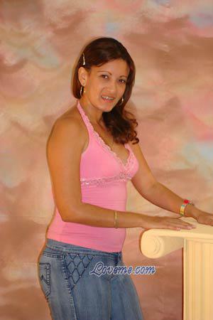 84731 - Irina Edad: 36 - Colombia
