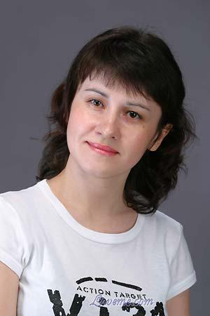 86051 - Leisan Edad: 35 - Rusia