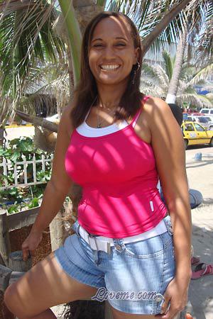 87403 - Gladis Edad: 37 - Colombia
