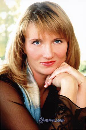 90003 - Ludmila Edad: 45 - Rusia