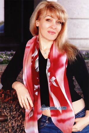 90325 - Elena Edad: 44 - Rusia