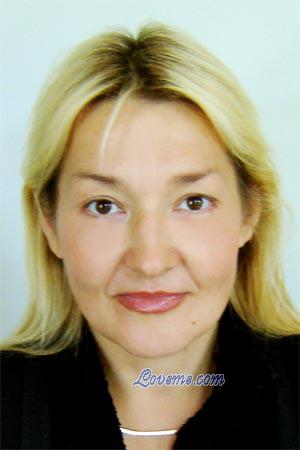 90334 - Inna Edad: 58 - Rusia