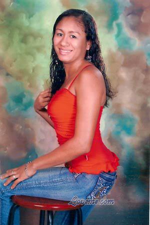 93476 - Meredith Edad: 42 - Colombia