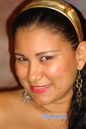 97726 - Julieth Edad: 37 - Colombia