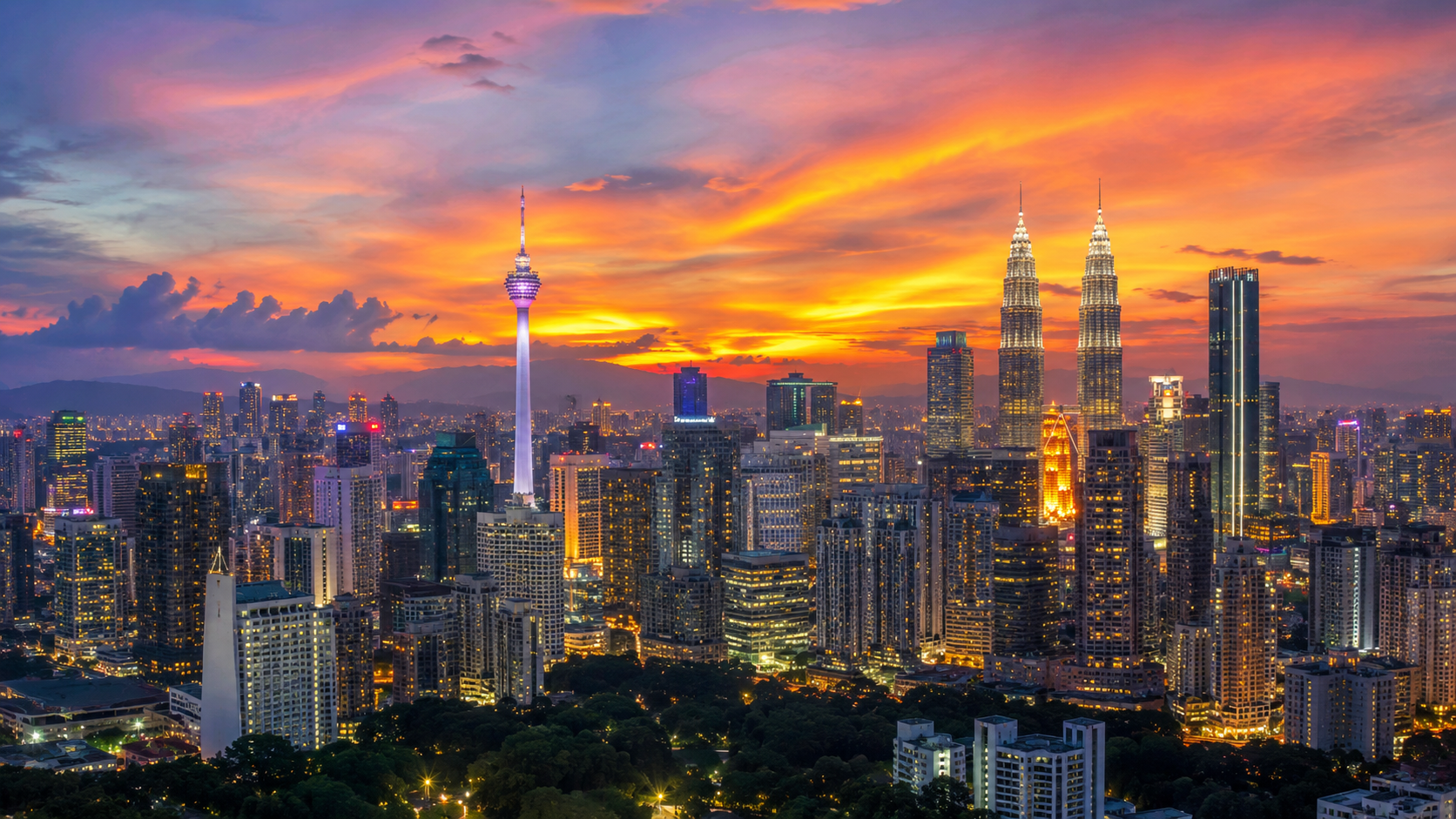 Horizonte de Kuala Lumpur al atardecer durante el viaje a Malasia