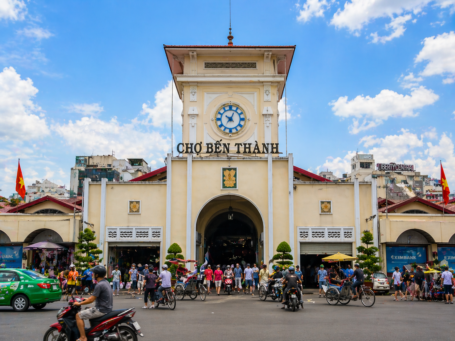 Compras en el mercado Ben Thanh y ambiente callejero de Saig&oacute;n